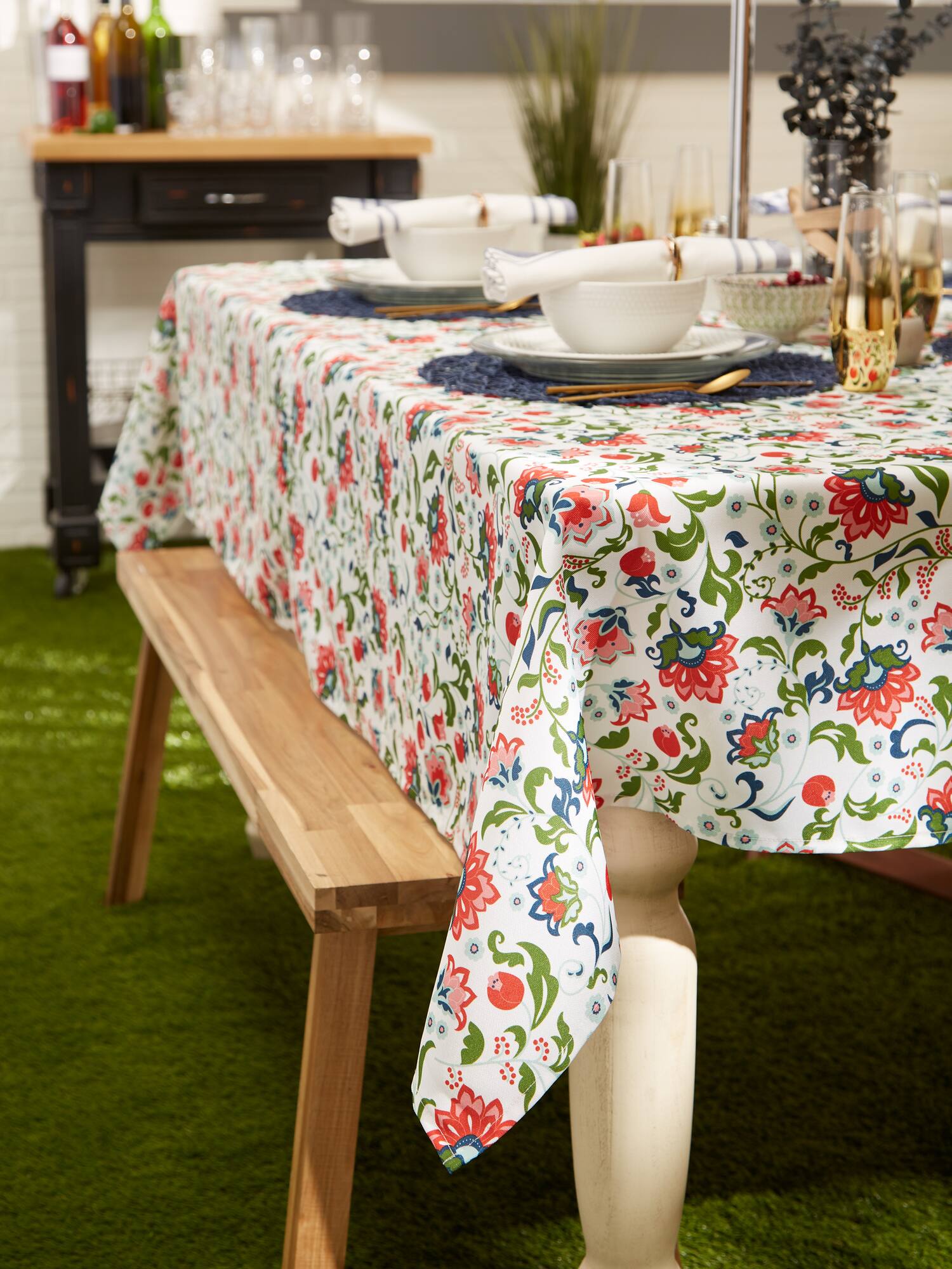 DII® Garden Floral Print Outdoor Tablecloth With Zipper 60x120"